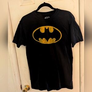 Men's Black Batman Logo T-Shirt